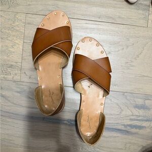 Universal Thread Brown Slide Sandals